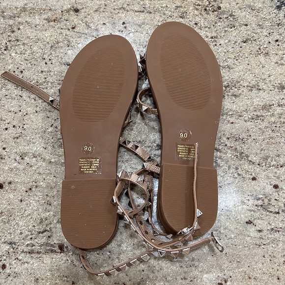 Steve Madden sandals - Picture 3 of 3